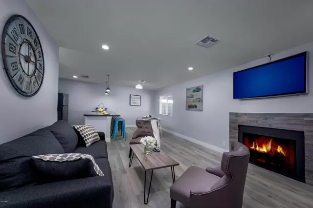 MLS: 6075331 Condo For Sale