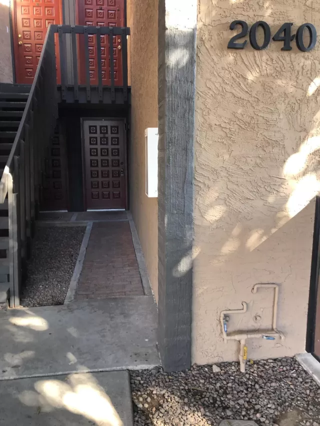 MLS: 6075414 Condo For Sale