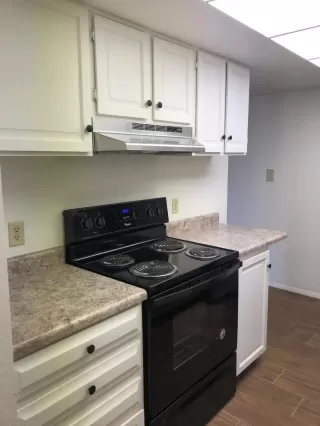 Photo #5: 6075414 Listing