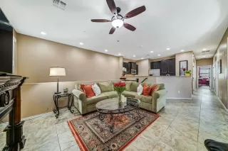 Photo #4: 6075544 Listing