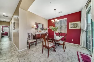 Photo #6: 6075544 Listing