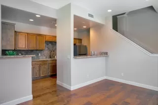 Photo #1: 6075578 Listing 