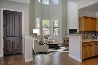 Photo #2: 6075578 Listing 