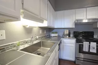 Photo #4: 6075592 Listing