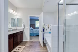 Photo #3: 6075623 Listing