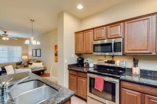 Photo #6: 6075648 Listing 