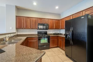 Photo #2: 6075721 Listing