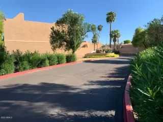 Photo #2: 6075749 Listing