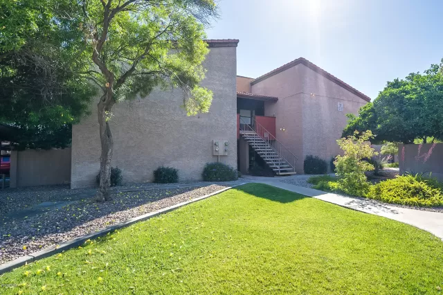 MLS: 6075789 Condo For Sale