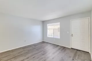 Photo #6: 6075912 Listing