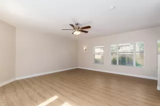 Photo #4: 6075946 Listing