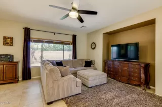 Photo #6: 6076148 Listing