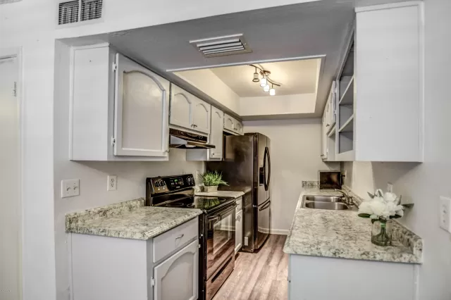 MLS: 6076448 Condo For Sale