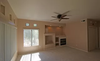 Photo #5: 6076626 Listing