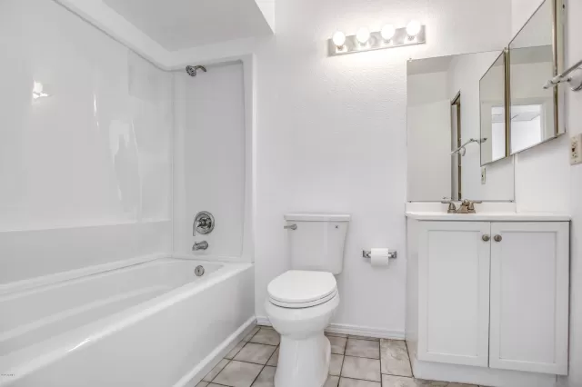 MLS: 6076769 Condo For Sale