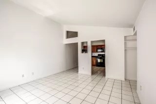 Photo #6: 6076769 Listing 