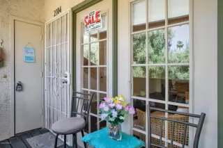 Photo #2: 6077035 Listing