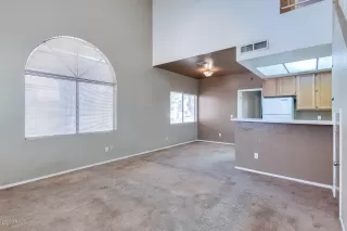 Photo #3: 6077210 Listing