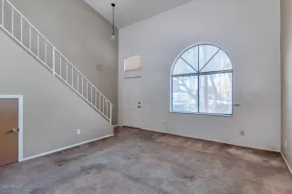 Photo #5: 6077210 Listing