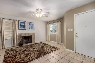 Photo #4: 6077262 Listing