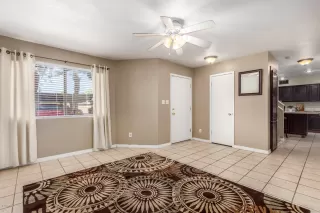 Photo #5: 6077262 Listing