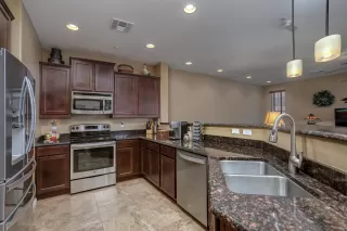 Photo #3: 6077381 Listing