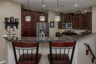 Photo #5: 6077381 Listing