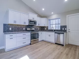 Photo #1: 6077466 Listing