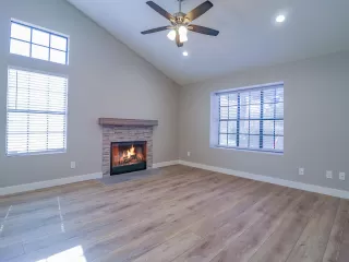 Photo #2: 6077466 Listing