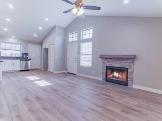 Photo #6: 6077466 Listing