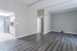 Photo #3: 6077531 Listing 