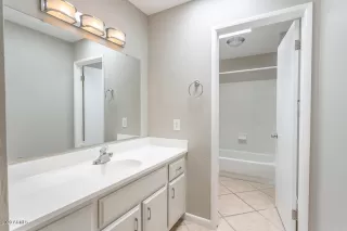 Photo #6: 6077531 Listing 