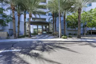 Photo #1: 6078083 Listing 