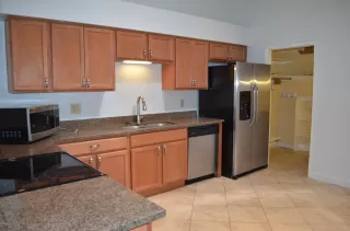 Photo #3: 6078339 Listing