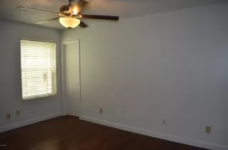 Photo #6: 6078339 Listing