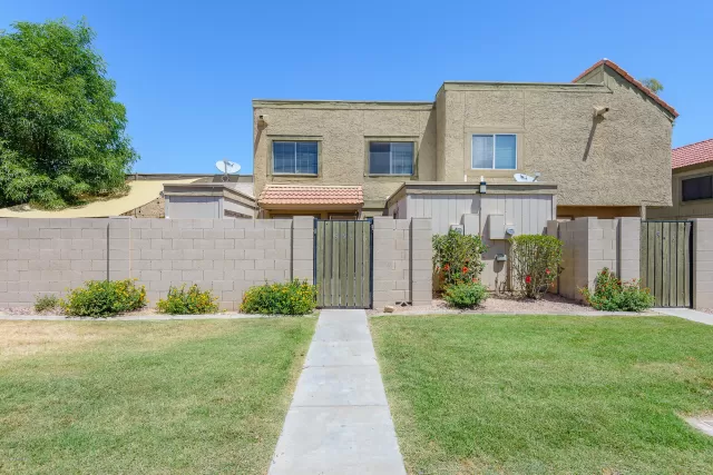 MLS: 6078350 Condo For Sale