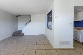 Photo #3: 6078350 Listing