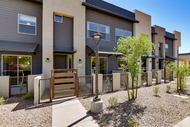 MLS: 6078422 Condo For Sale