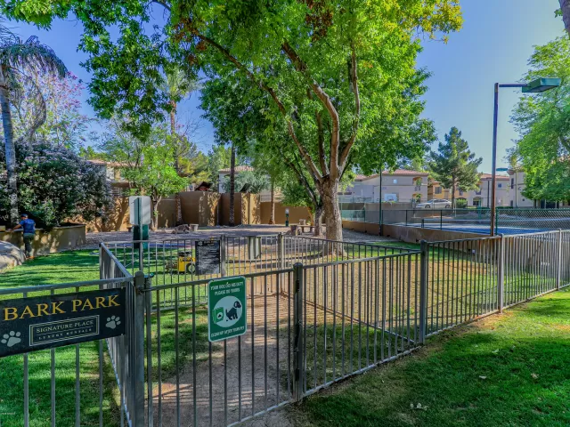 MLS: 6078454 Condo For Sale