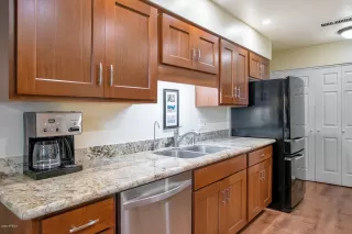 Photo #2: 6078484 Listing