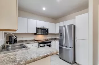 Photo #6: 6078556 Listing