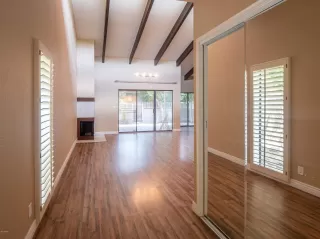 Photo #4: 6078867 Listing