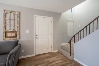 Photo #5: 6078875 Listing