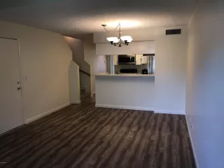 Photo #4: 6078927 Listing