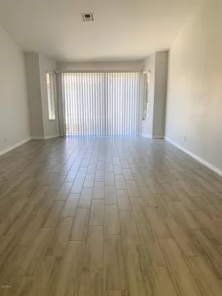 Photo #3: 6078991 Listing