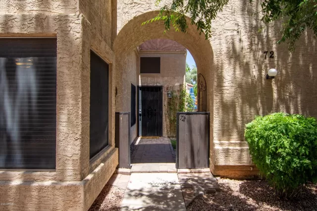 MLS: 6079117 Condo For Sale