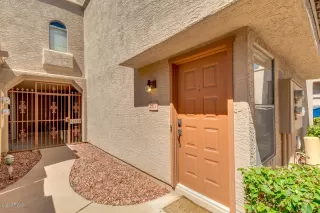 Photo #3: 6079357 Listing