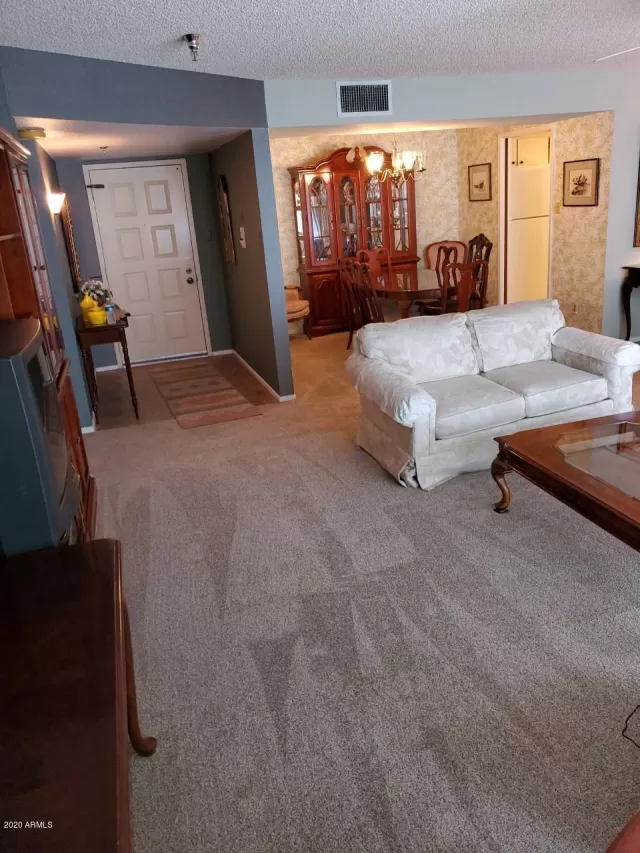 MLS: 6079367 Condo For Sale