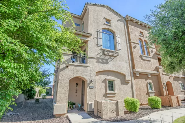 MLS: 6079392 Condo For Sale