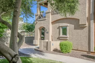 Photo #1: 6079392 Listing 